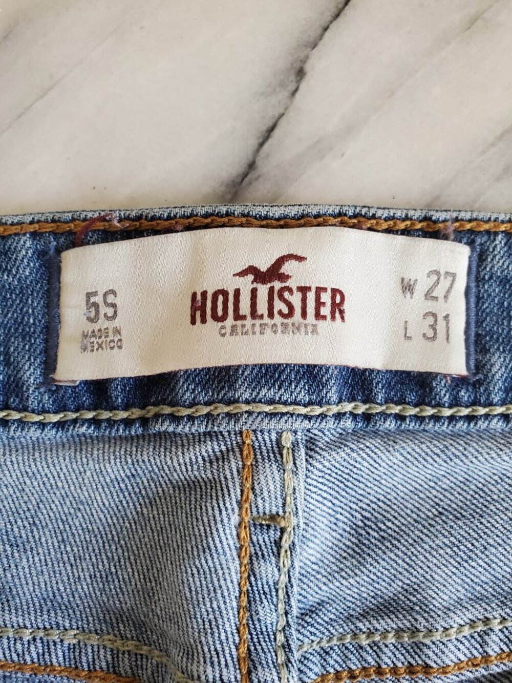 Hollister Jeans - Picture 9 of 16